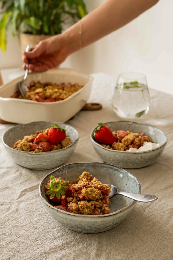 jahodový crumble