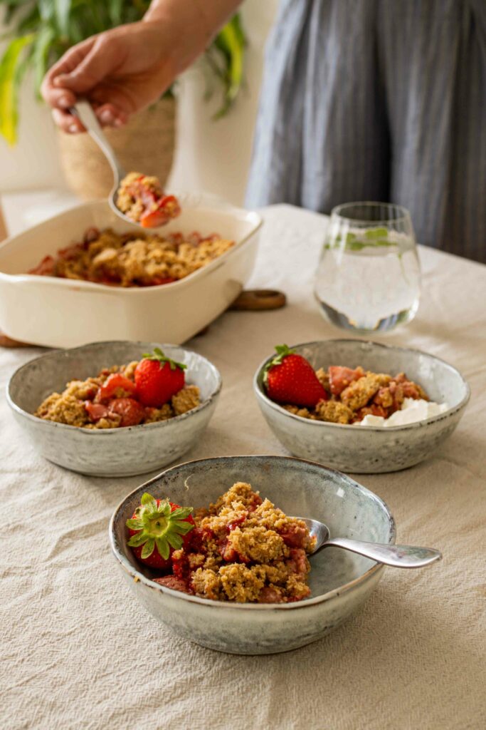 jahodový crumble